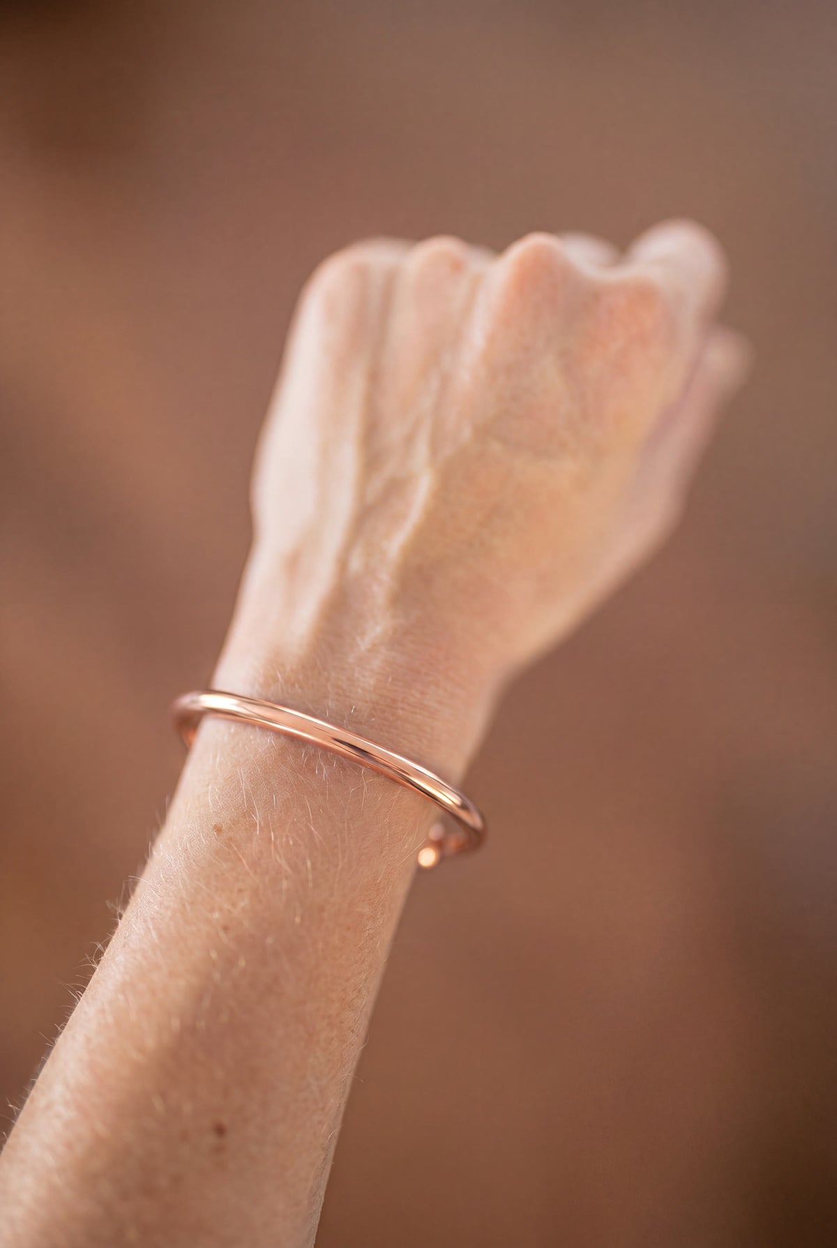 Kopero Koperen Armband Rond om de pols, close-up van de koperen draad